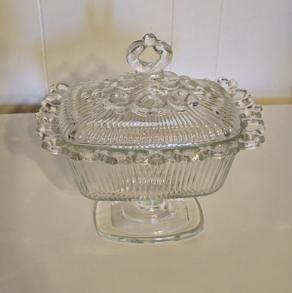 Indiana Glass Clear Lace-Edge Covered Candy Dish - Picture 7 of 16